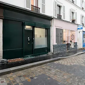 Black & White - Chic & Petit Maison- Pigalle 9eme Apartment
